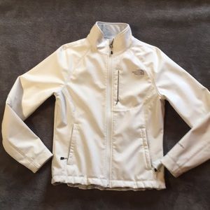 The North Face Women’s S Apex Softshell Jacket